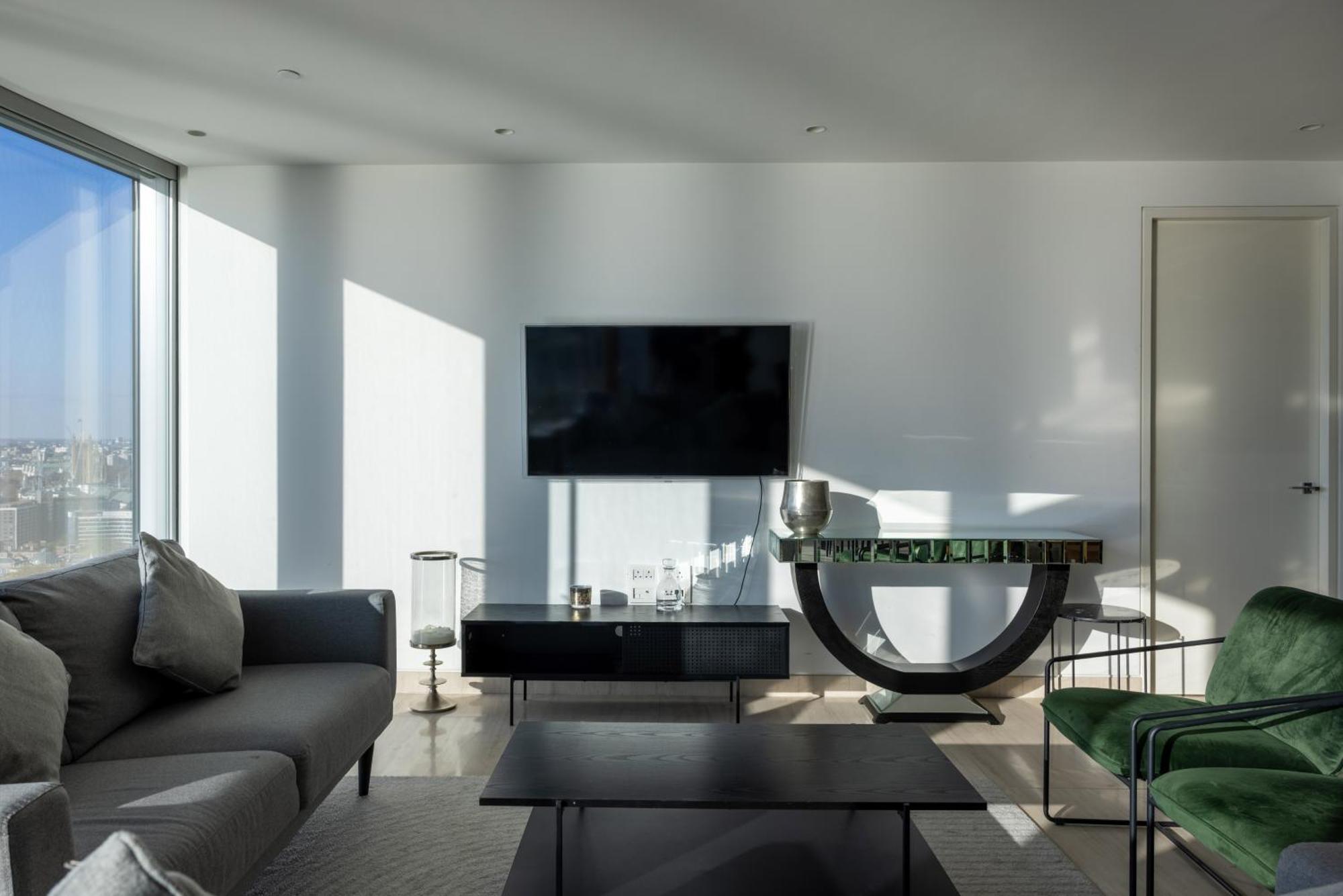Luxury With Pool, Gym, Spa, Free Parking 3 Bedroom Appartamento *